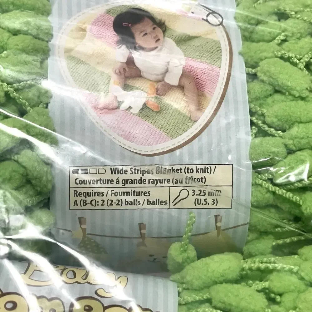 Bernat pom baby